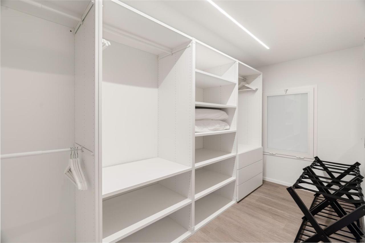 Modern Quiet Super Central Luxury Apartment มิลาน ภายนอก รูปภาพ